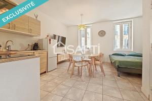 Picture of listing #330749258. Appartment for sale in Marseille