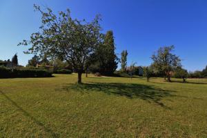 Thumbnail of property #330752554. Click for details