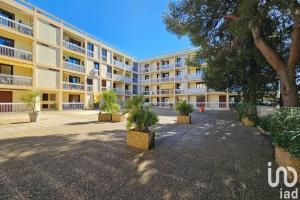 Picture of listing #330754778. Appartment for sale in Marseille