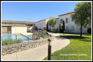 Picture of listing #330755374. Appartment for sale in Saint-Rémy-de-Provence