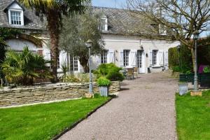 Picture of listing #330761612. House for sale in Aix-Villemaur-Pâlis