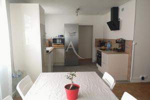 Picture of listing #330762571. Appartment for sale in Le Lion-d'Angers