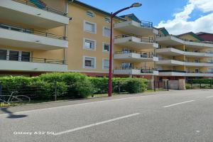 Picture of listing #330764020. Appartment for sale in Saint-Genis-Pouilly