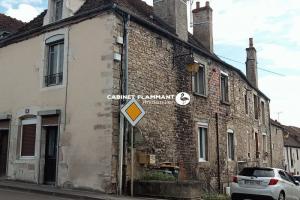 Picture of listing #330767620. Building for sale in Montbard