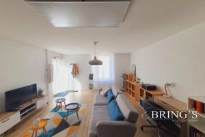 Picture of listing #330770543. Appartment for sale in Poitiers