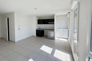 Picture of listing #330771170. Appartment for sale in Cenon