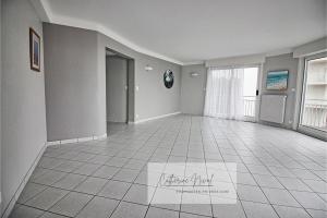 Picture of listing #330772137. Appartment for sale in La Baule-Escoublac