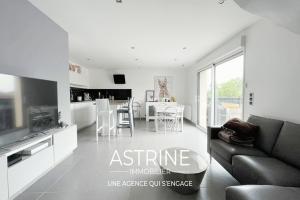 Picture of listing #330773750. Appartment for sale in Pollionnay