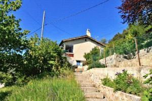 Picture of listing #330777504. House for sale in Briançonnet