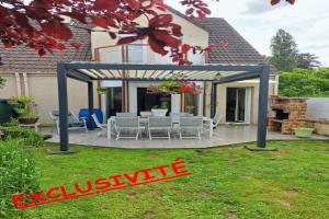 Picture of listing #330780054. House for sale in La Ville-du-Bois