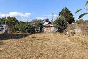 Thumbnail of property #330780361. Click for details