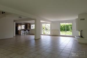 Thumbnail of property #330780764. Click for details