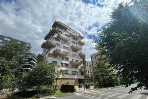 Picture of listing #330787975. Appartment for sale in Saint-Denis