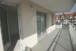 Thumbnail of property #330788064. Click for details