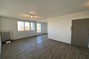 Thumbnail of property #330789560. Click for details