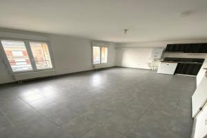 Thumbnail of property #330791314. Click for details