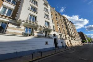 Picture of listing #330791476. Appartment for sale in Courbevoie