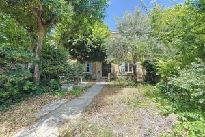 Picture of listing #330791991. House for sale in Avignon