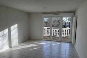 Thumbnail of property #330794083. Click for details