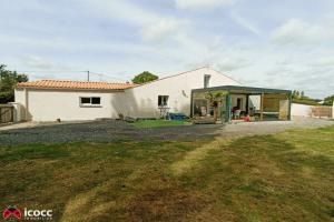 Picture of listing #330794174. House for sale in Rives de l'Yon