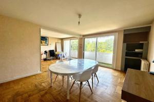 Picture of listing #330794593. Appartment for sale in Poitiers