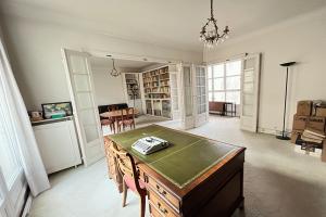 Picture of listing #330798147. Appartment for sale in Paris