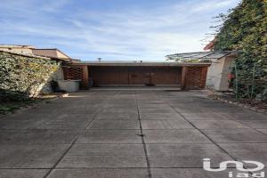 Thumbnail of property #330803092. Click for details