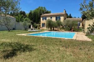Picture of listing #330804040. House for sale in Maussane-les-Alpilles