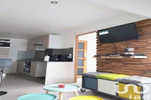 Picture of listing #330806494. Appartment for sale in Angers