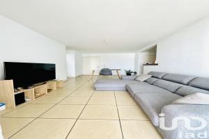 Picture of listing #330809093. Appartment for sale in Saint-Denis