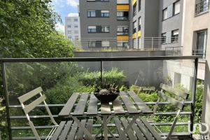 Picture of listing #330809358. Appartment for sale in Paris