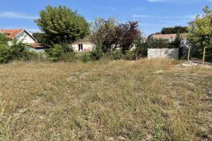 Picture of listing #330821283. Land for sale in Saint-Médard-en-Jalles