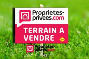 Photo de l'annonce nº 330824967. Terrain à vendre sur Saint-Martin-d'Estréaux