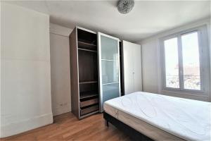 Picture of listing #330833708. Appartment for sale in Courbevoie