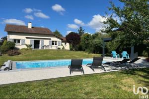 Picture of listing #330840297. House for sale in Cholet