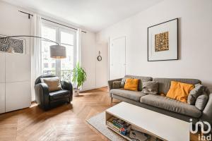 Picture of listing #330840778. Appartment for sale in Paris