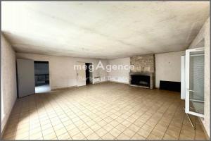 Picture of listing #330843939. Building for sale in Saint-Brice-en-Coglès