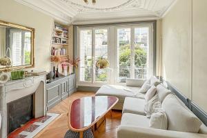 Picture of listing #330844522. Appartment for sale in Paris