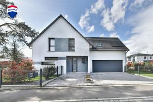 Picture of listing #330845189. House for sale in Ruelisheim