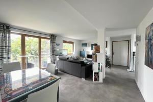 Picture of listing #330852662. Appartment for sale in Fontainebleau