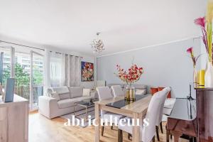 Picture of listing #330863656. Appartment for sale in Rosny-sous-Bois