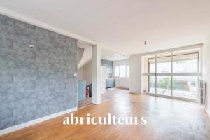 Picture of listing #330863819. House for sale in Villeneuve-la-Garenne