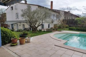 Picture of listing #330871680. House for sale in Moissac