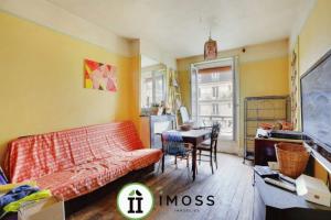 Picture of listing #330873093. Appartment for sale in Paris