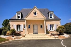 Picture of listing #330874495. House for sale in Saint-Cosme-en-Vairais