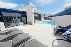 Picture of listing #330875613. House for sale in Canet-en-Roussillon