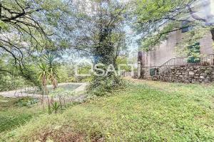 Thumbnail of property #330877848. Click for details