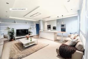 Picture of listing #330878201. Appartment for sale in Paris