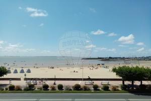 Picture of listing #330880020. Appartment for sale in Royan