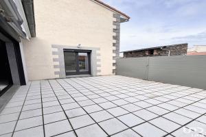 Thumbnail of property #330881125. Click for details